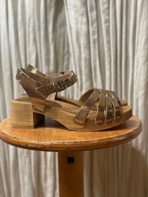 Bosabo Wooden Heels in Cuir Om Ambre