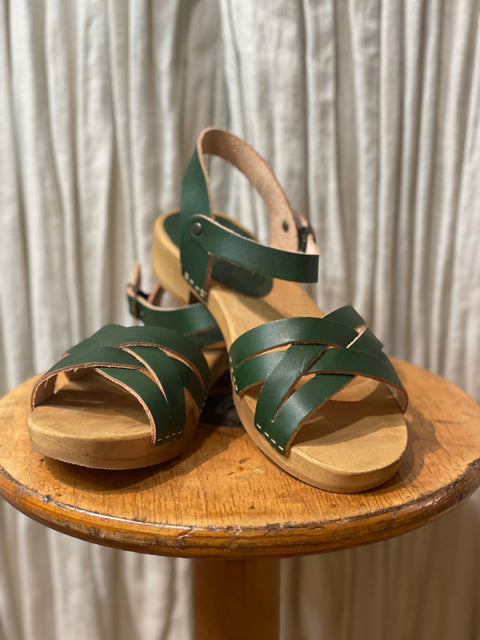 Bosabo Sandal in Veg Emerald Green